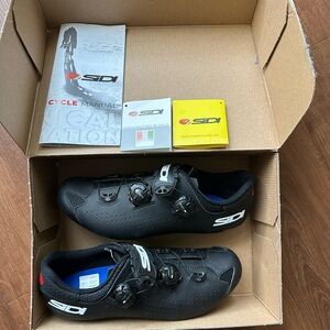 SiDi Genius 10 Road Cycling Shoe - Men’s - EU 43 / US 8.8 / Black / Black